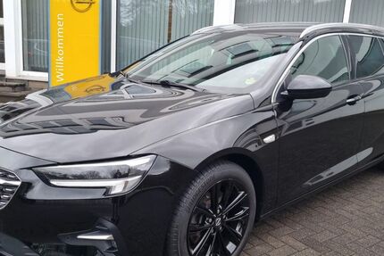Opel Insignia 124.900 km 17.995 &euro; Pelm 54570