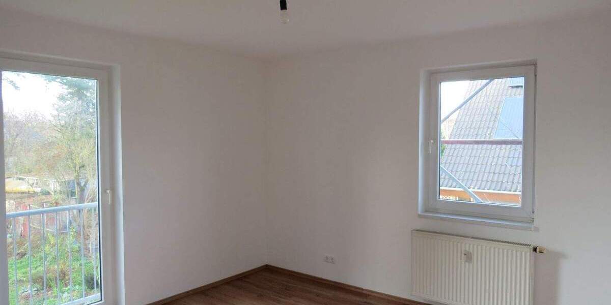 Etagenwohnung Falkensee - 3 Zimmer, 76 m&sup2;, 1.216&euro; | Angebot:25666871
