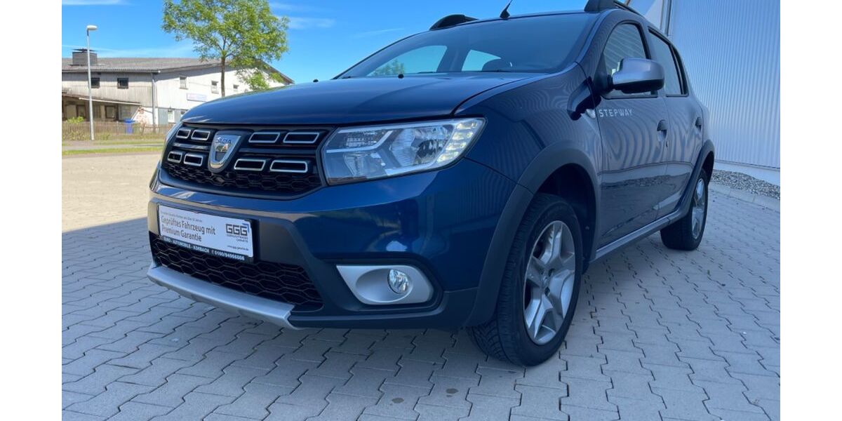 Dacia Sandero 61.974 km 9.999 &euro; korbach 34497