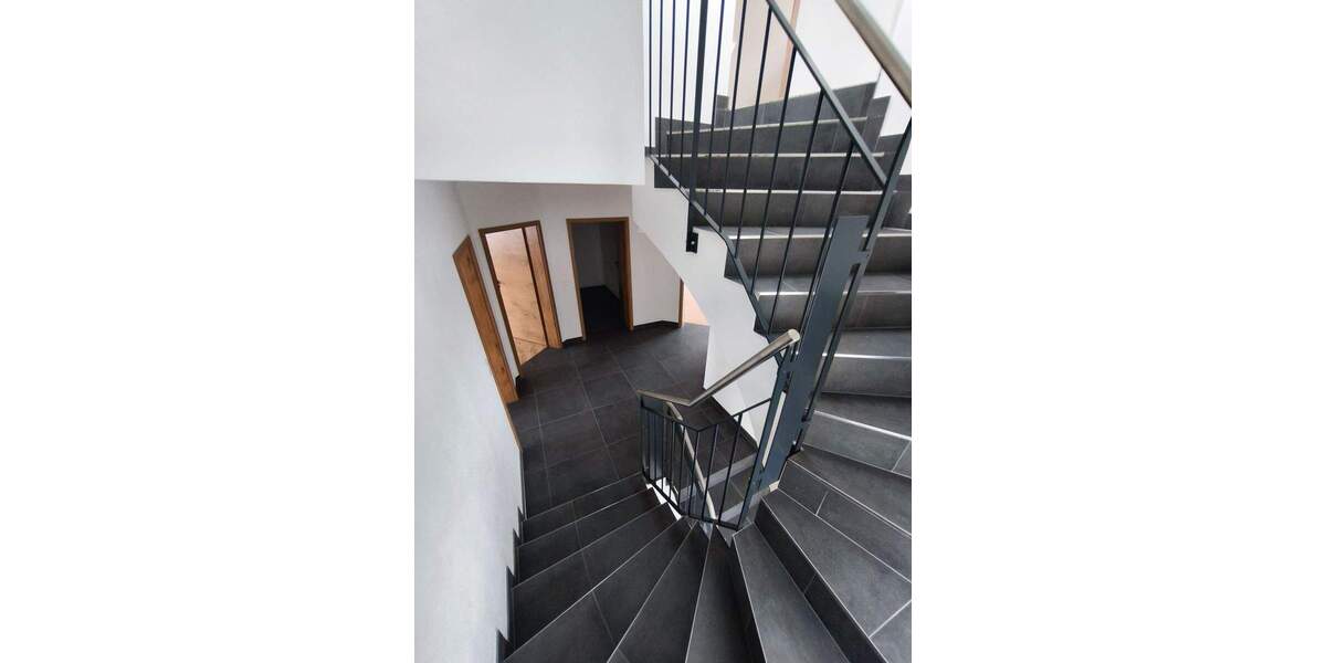 Einfamilienhaus Igensdorf Pettensiedel - 1 Zimmer, 240 m&sup2;, 2.200&euro; | Angebot:25140505