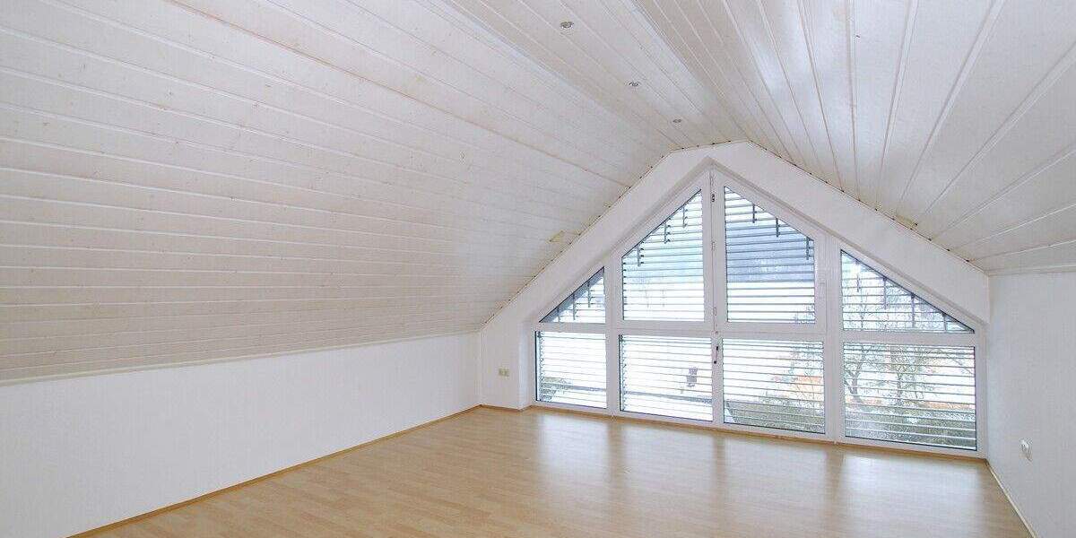 Doppelhaushälfte Lupburg - 4 Zimmer, 170 m&sup2;, 1.440&euro; | Angebot:25390918