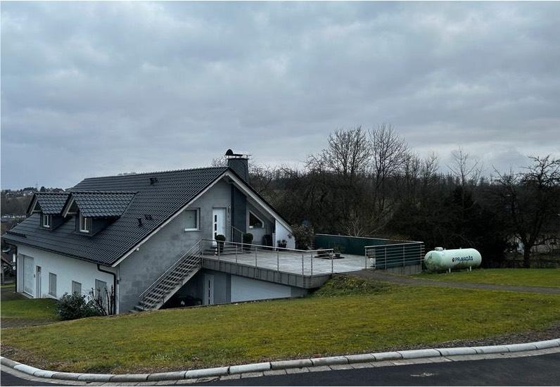 Großzügige 3-Zimmer Wohnung ohne weitere Wohneinheit 3 zimmer