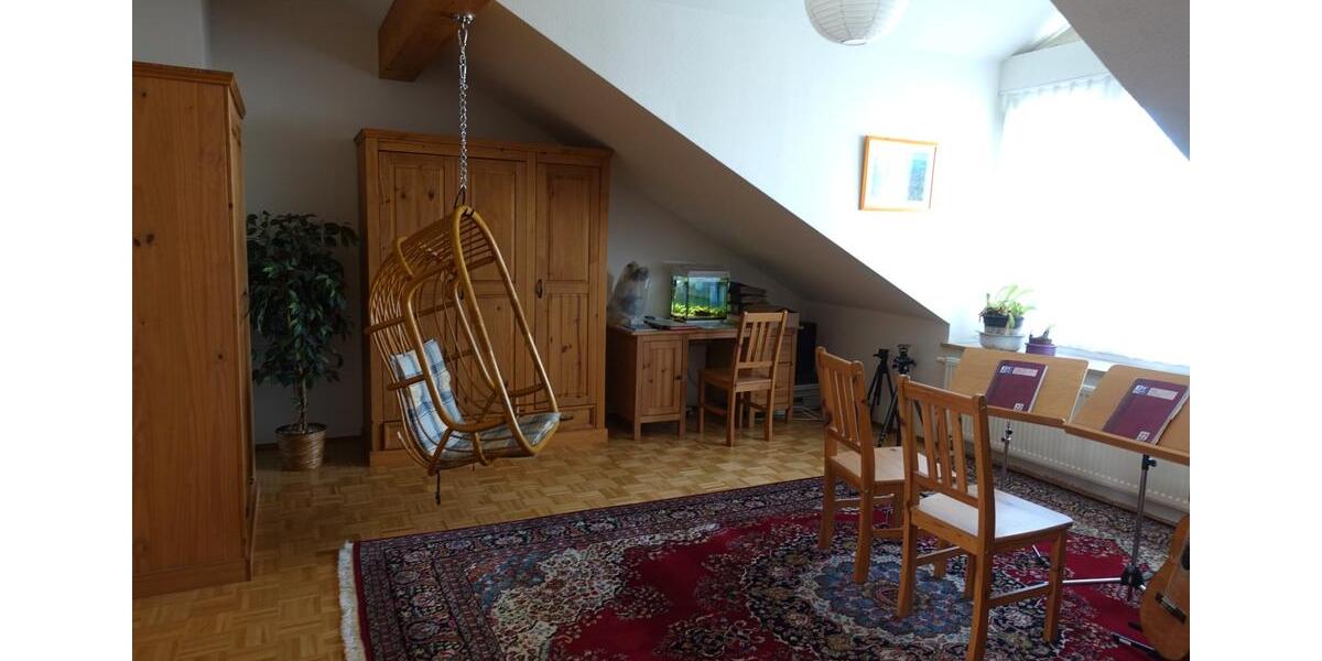 Dachgeschoßwohnung Allensbach - 1 Zimmer, 69 m&sup2;, 800&euro; | Angebot:26135981