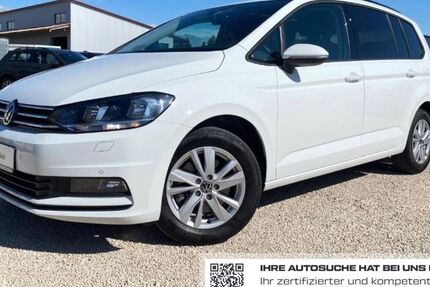 VW Touran 49.597 km 26.399 € Langenmosen 86571