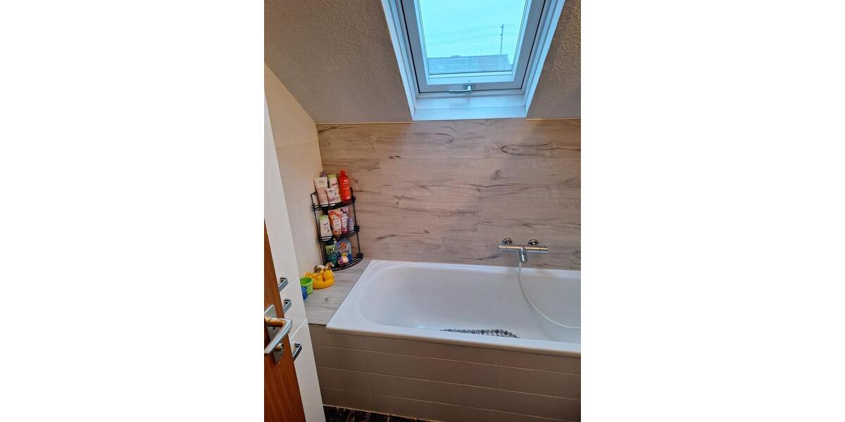 Dachgeschoßwohnung Ebersbach an der Fils - 2 Zimmer, 61 m&sup2;, 200.000&euro; | Angebot:24838456