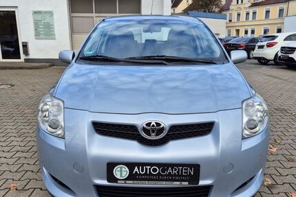 Toyota Auris 80.000 km 8.850 &euro; Paderborn 33098