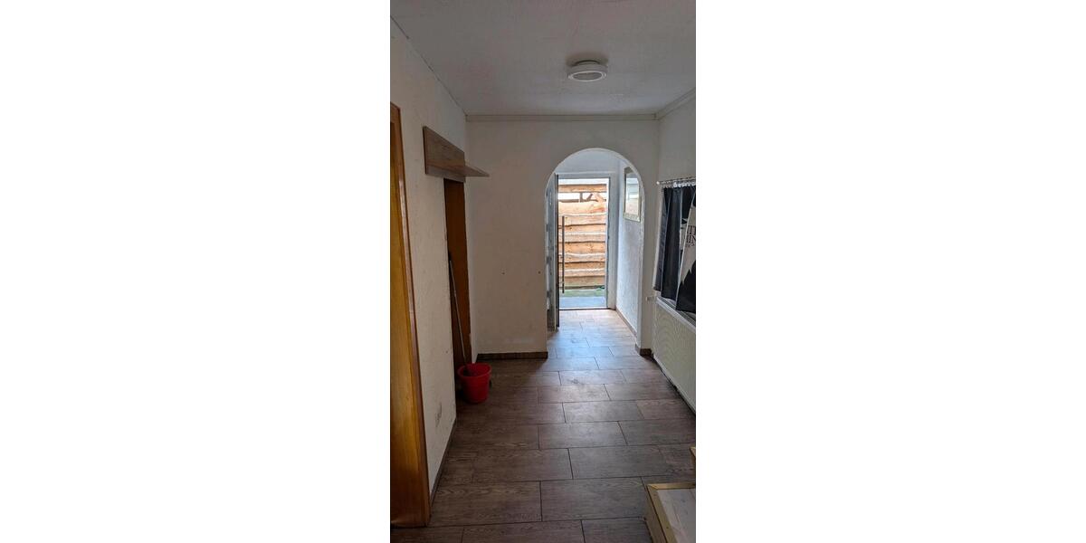 Bungalow Neustadt bei Coburg - 3 Zimmer, 140 m&sup2;, 220.000&euro; | Angebot:27115582