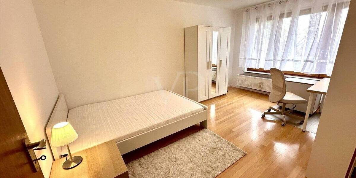 Gepflegtes 4-Parteienhaus mit Eigennutzungspotenzial auf dem Heidelberger Boxberg zimmer