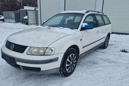 VW Passat 261.281 km 799 &euro; Wolfen 06766
