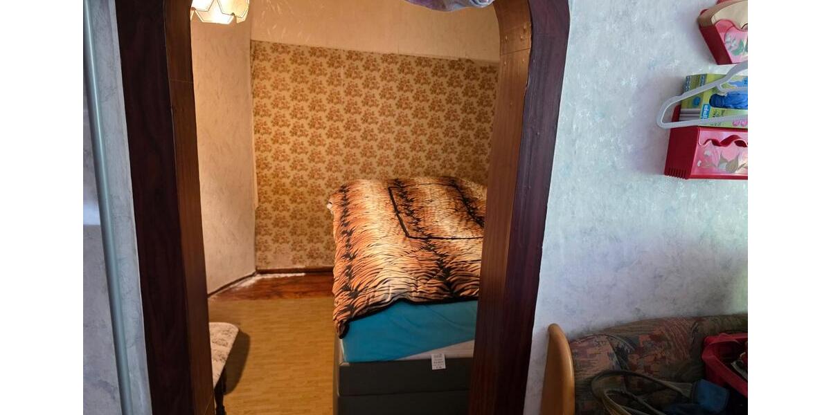 Doppelhaushälfte Straußfurt - 4 Zimmer, 100 m&sup2;, 70.000&euro; | Angebot:27081894