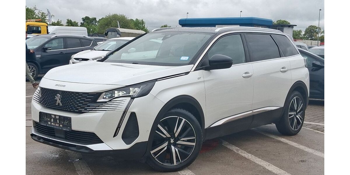 Peugeot 5008 148.000 km 16.999 &euro; Mittenwalde 15749