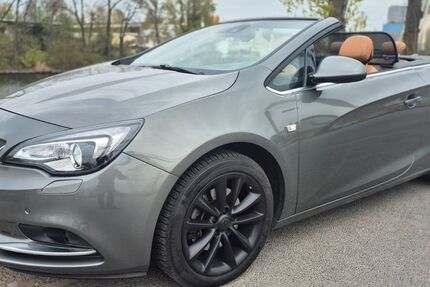 Opel Cascada 87.350 km 13.499 &euro; Berlin 13629