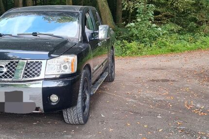 Nissan Titan 143.000 km 8.400 &euro; Bremen 21614