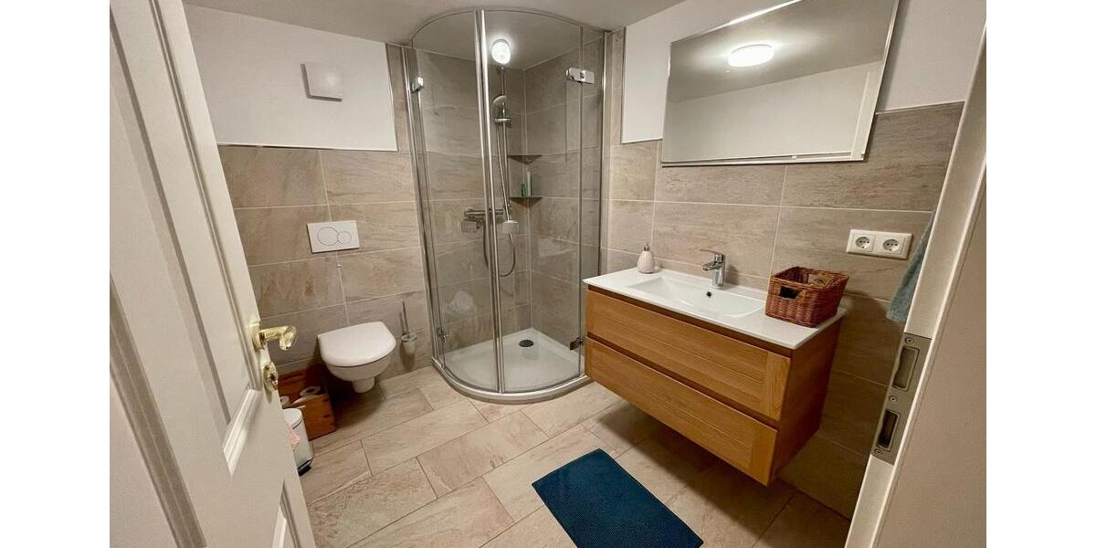 Etagenwohnung Güstrow - 1 Zimmer, 30 m&sup2;, 500&euro; | Angebot:25478458