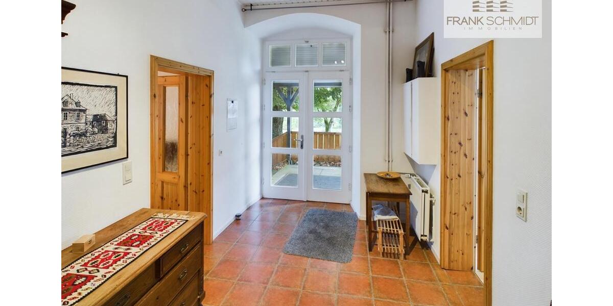 Einfamilienhaus Elbtal - 13 Zimmer, 380 m&sup2;, 2.995&euro; | Angebot:24695582
