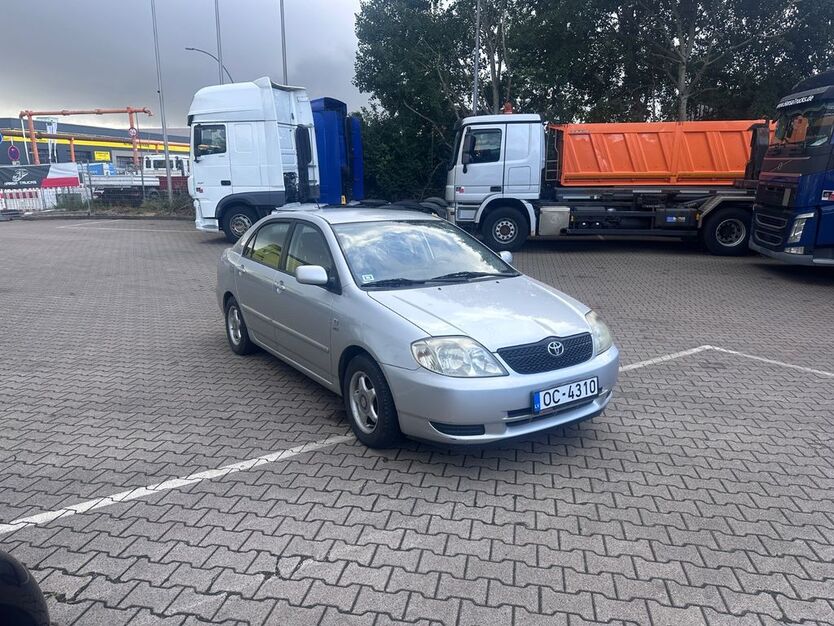 Toyota Corolla 299.150 km 2.990 € Hamburg 20539