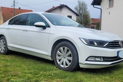 VW Passat 240.000 km 13.500 &euro; Östringen 76684