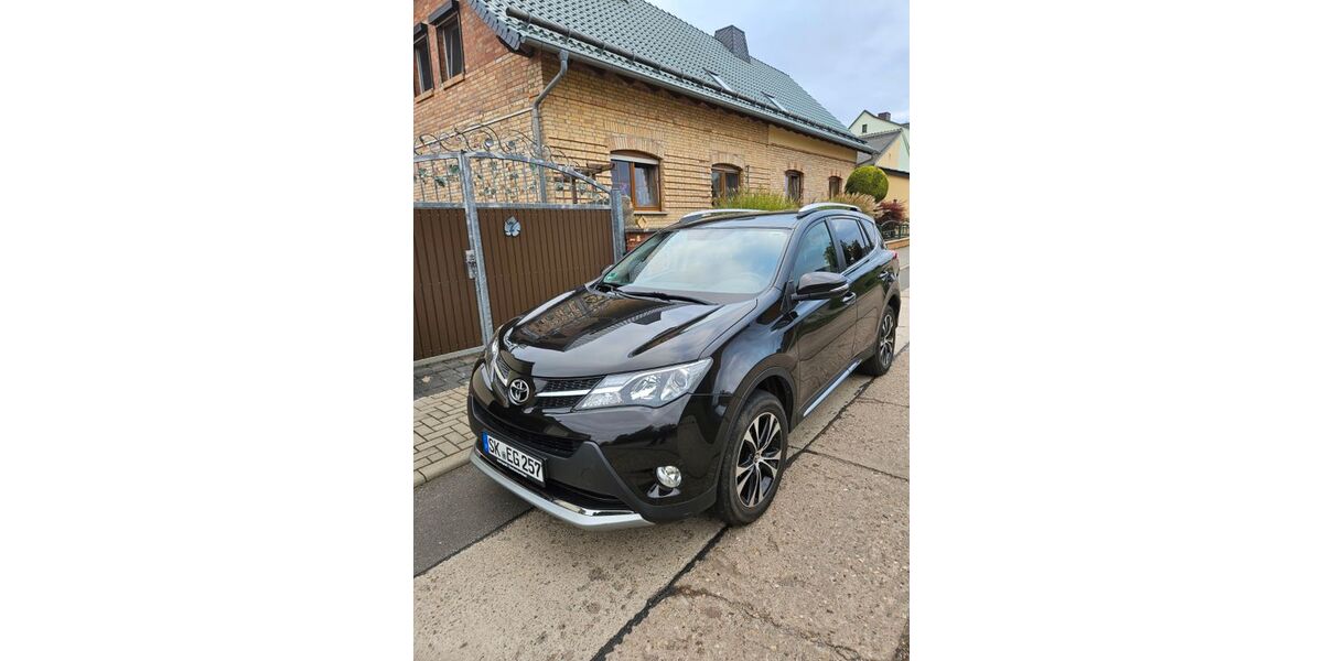 Toyota RAV 4 66.600 km 19.900 &euro; Salzatal OT Höhnstedt 06198