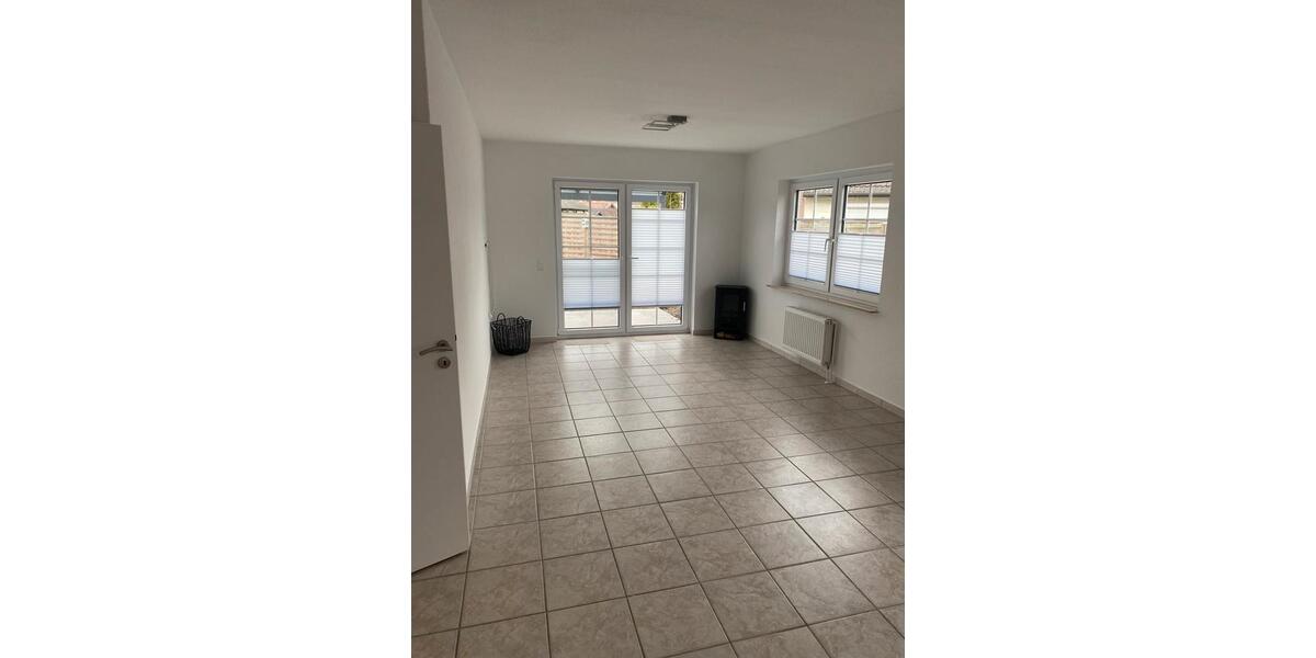 Erdgeschoßwohnung Syke - 4 Zimmer, 110 m&sup2;, 1.100&euro; | Angebot:25963579