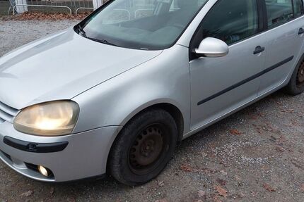 VW Golf 190.131 km 2.200 &euro; Bad Lippspringe 33175