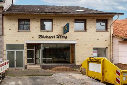 WOHN- UND GESCHÄFTS- HAUS MIT VIEL PLATZ FÜR DIE GROSSE FAMILIE 8 zimmer