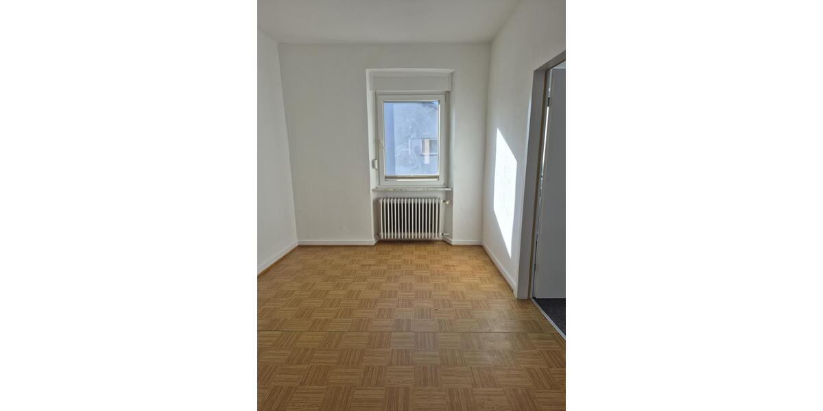 Etagenwohnung Sankt Wendel - 5 Zimmer, 130 m&sup2;, 780&euro; | Angebot:26547517