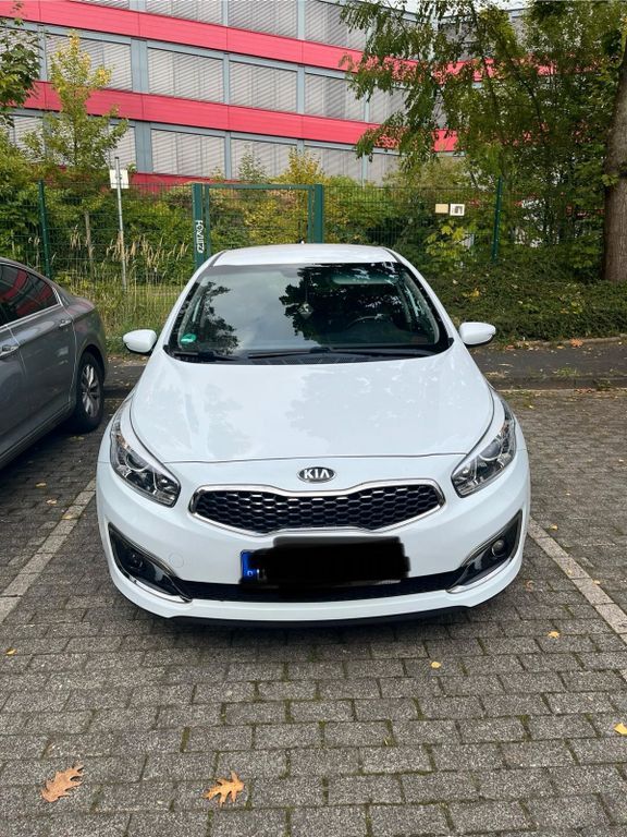 Kia ceed / Ceed 121.000 km 10.950 € Recklinghausen 45665
