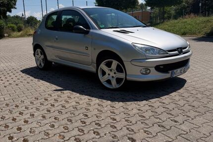 Peugeot 206 154.500 km 3.000 &euro; Filderstadt 70794