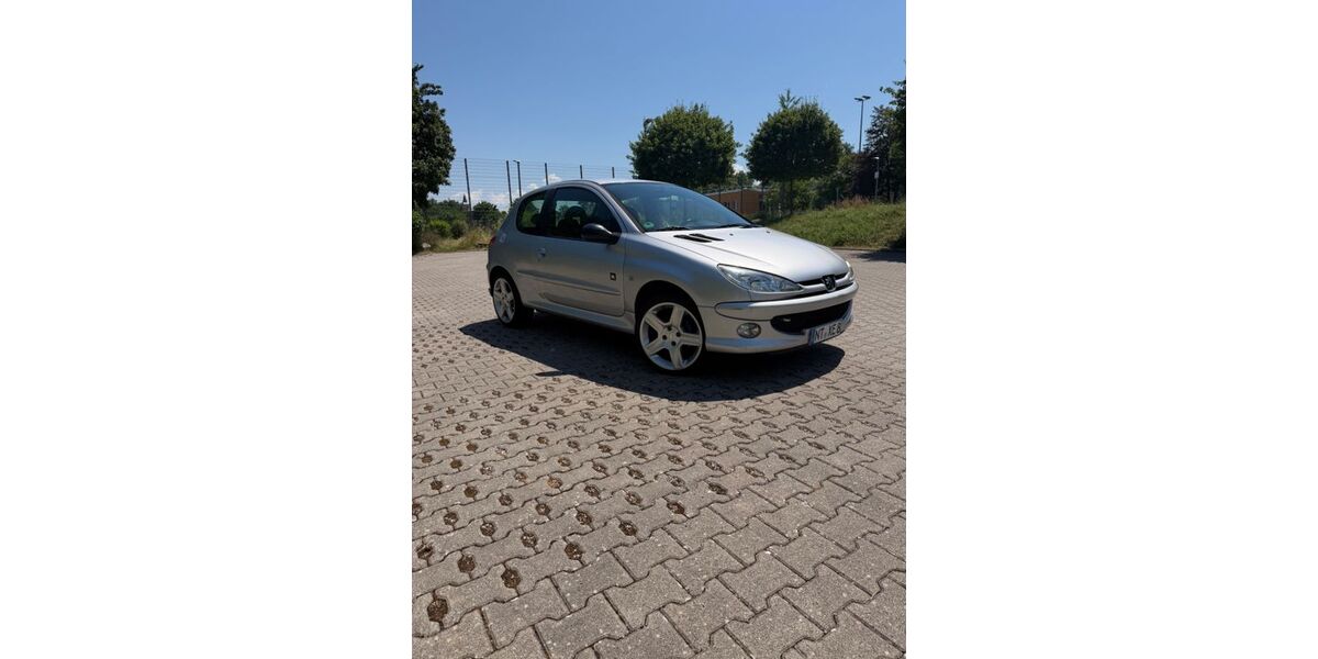 Peugeot 206 154.500 km 3.000 &euro; Filderstadt 70794