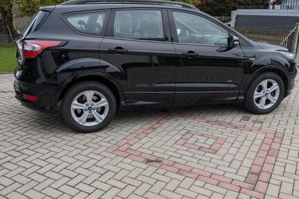 Ford Kuga 107.000 km 15.800 &euro; Frontenhausen 84160