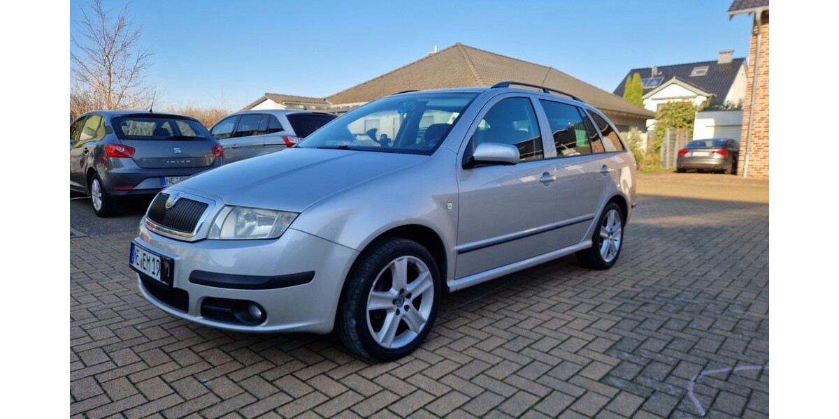Skoda Fabia 389.000 km 1.800 &euro; Dormagen 41539