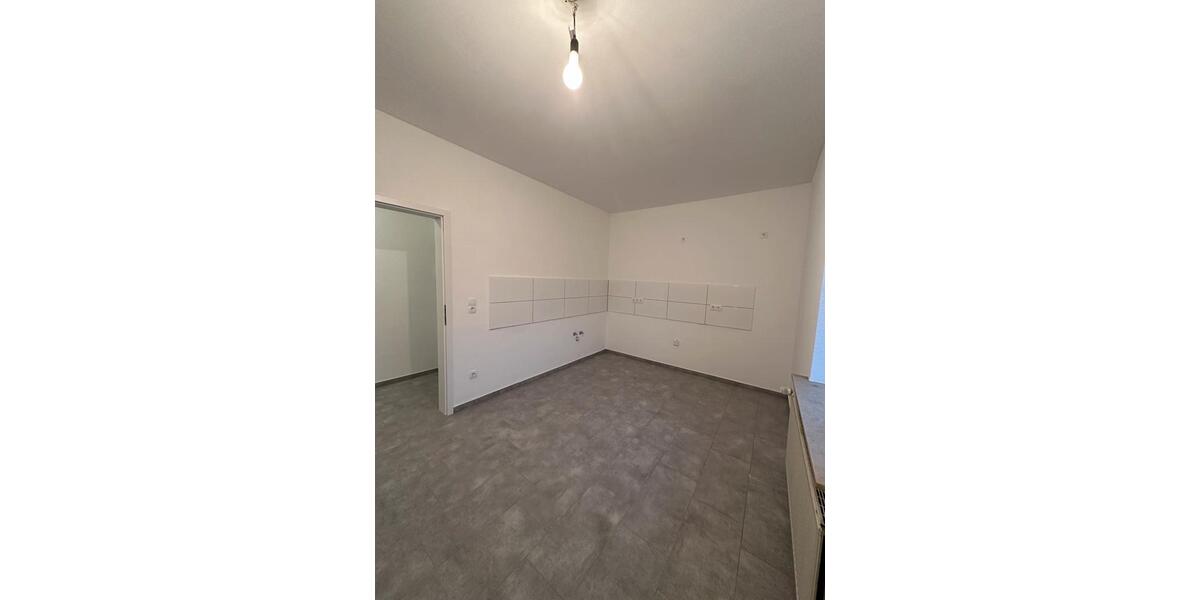 Etagenwohnung Erftstadt - 2 Zimmer, 68 m&sup2;, 695&euro; | Angebot:25538423