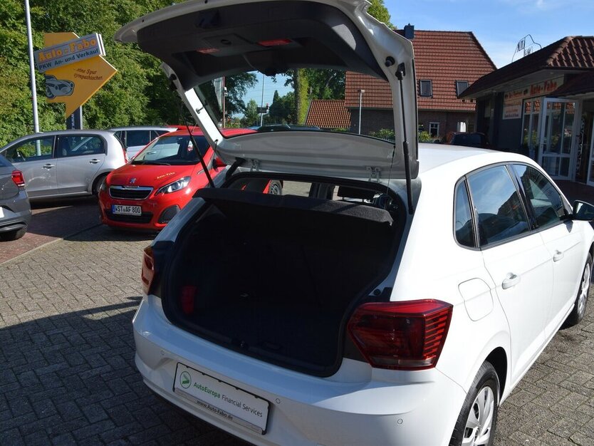 VW Polo 1,0 Comfortline Klima*LED*App-Connect*PDC 51.955 km 14.980 € Rastede 26160