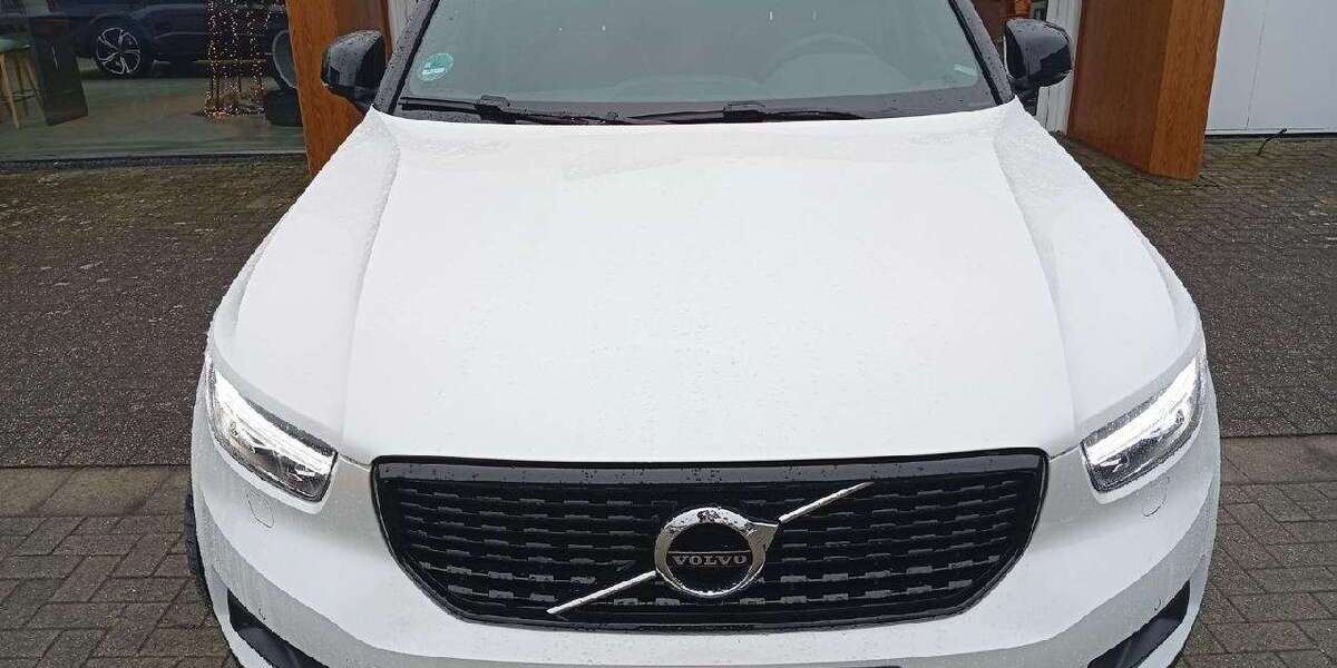 Volvo XC40 24.493 km 29.950 &euro; Rheine 48432