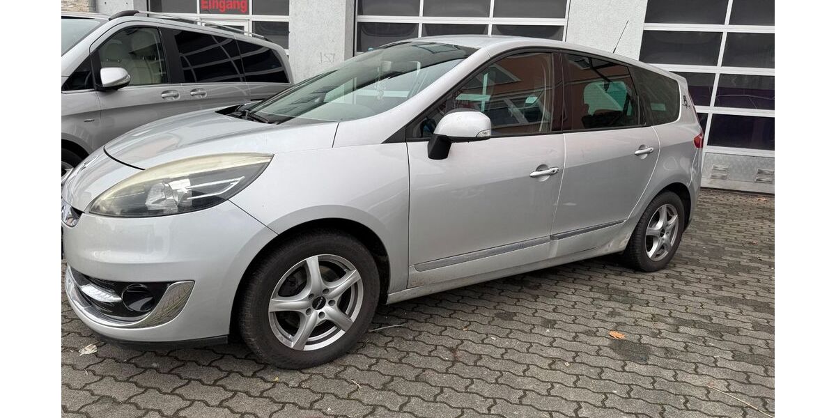 Renault Scenic 234.000 km 2.900 &euro; Wertheim am Main 97877