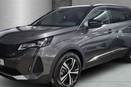 Peugeot 5008 3.056 km 29.440 € Hamburg 22047