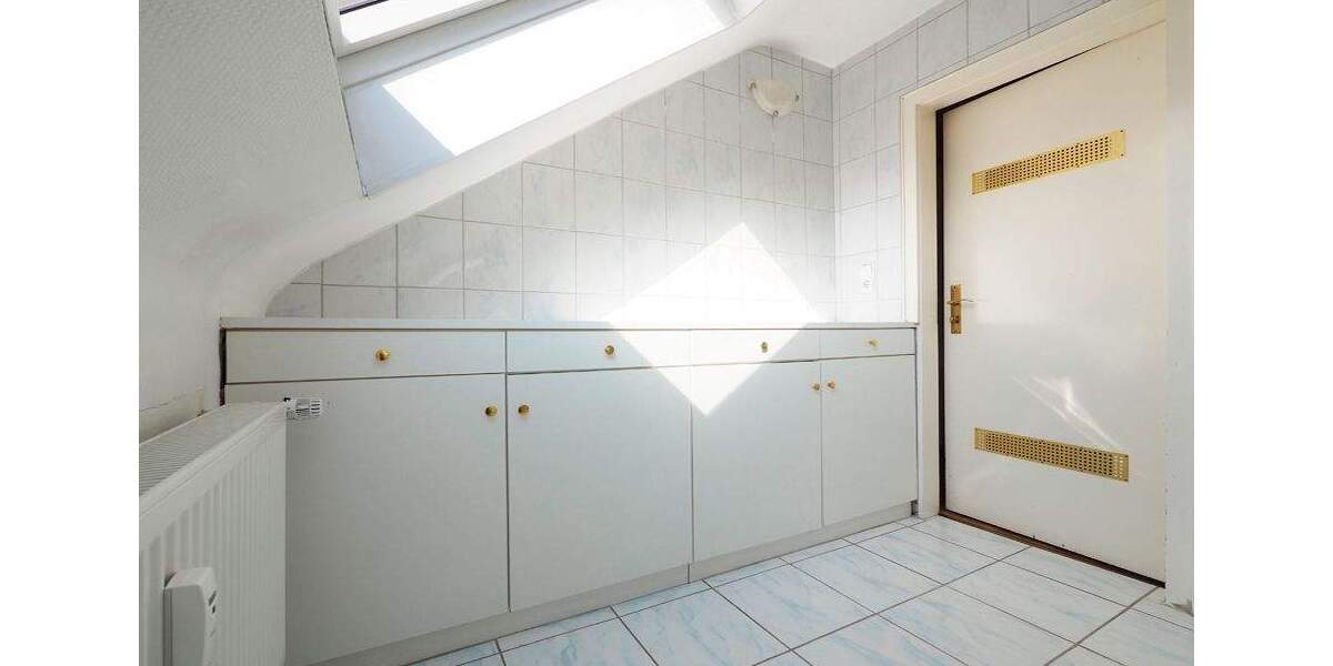 Doppelhaushälfte Saarbrücken Alt-Saarbrücken - 9 Zimmer, 218 m&sup2;, 398.000&euro; | Angebot:25356480