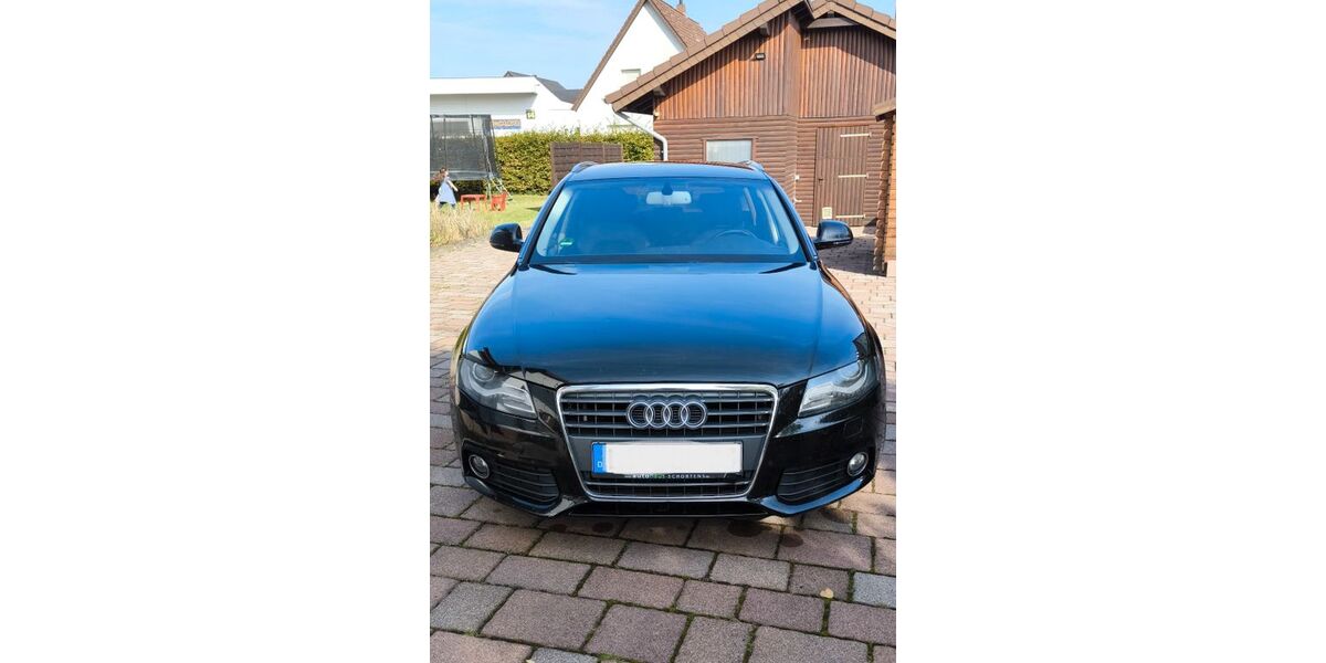 Audi A4 185.000 km 7.300 &euro; Bad Salzufeln 32108