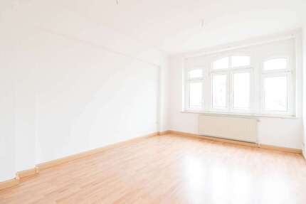Wohnung Zeitz - 3 Zimmer, 65 m&sup2;, 325&euro; | Angebot:27357477