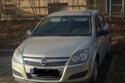 Opel Astra 99.800 km 2.249 &euro; Greifswald 17489