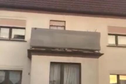 Haus Borken (Hessen) - 10 Zimmer, 230 m&sup2;, 210.000&euro; | Angebot:26146322