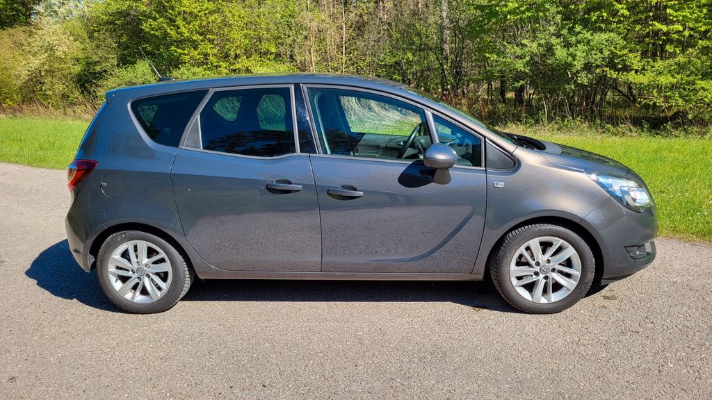 Opel Meriva 74.000 km 8.350 &euro; Gaden 85462