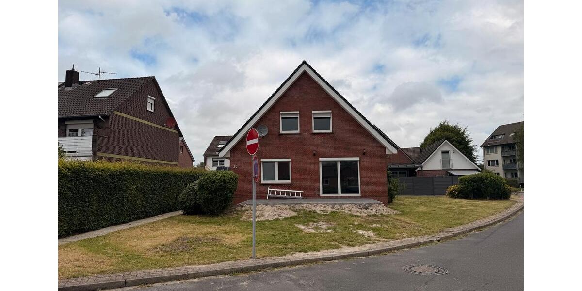 Einfamilienhaus Schortens - 6 Zimmer, 141 m&sup2;, 392.000&euro; | Angebot:27005955