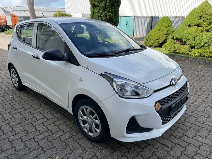 i10