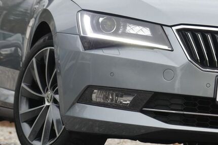 Skoda Superb 108.500 km 16.450 &euro; Regensburg 93059