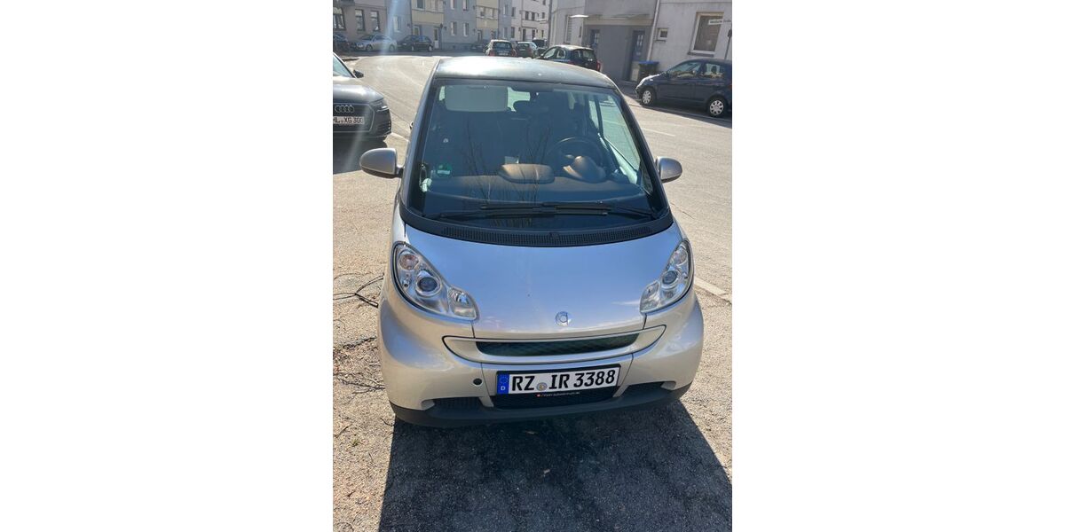 Smart ForTwo 192.000 km 3.600 &euro; Lübeck 23558
