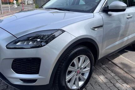 Jaguar E-Pace 136.000 km 13.990 &euro; Berlin - Tempelhof 12107