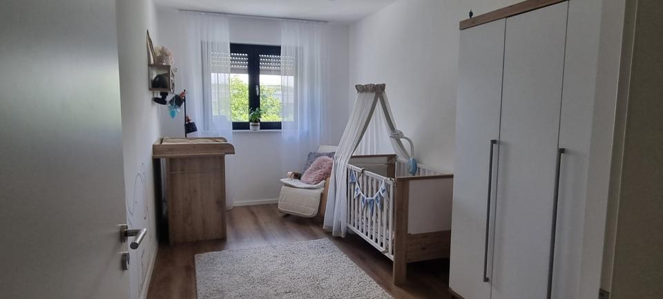 Reihenhaus Alfter - 5 Zimmer, 180 m&sup2;, 1.990&euro; | Angebot:25422431