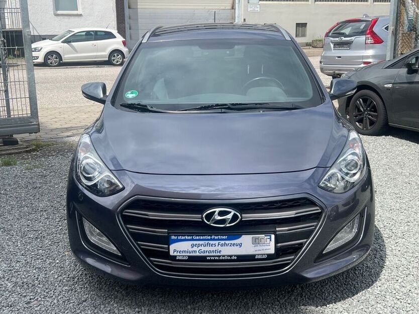 i30