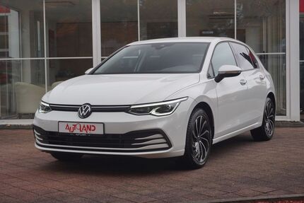 VW Golf 8.016 km 26.990 € Dresden 01239